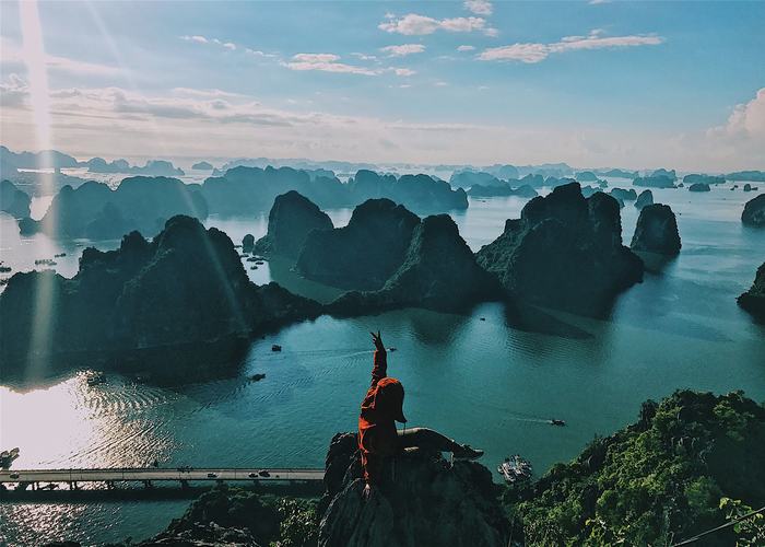 nui bai tho 1 - Top 15 Ha Long tourist places to check in and forget the way back