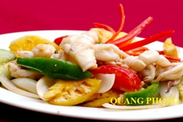 Cách làm Mực xào dứa